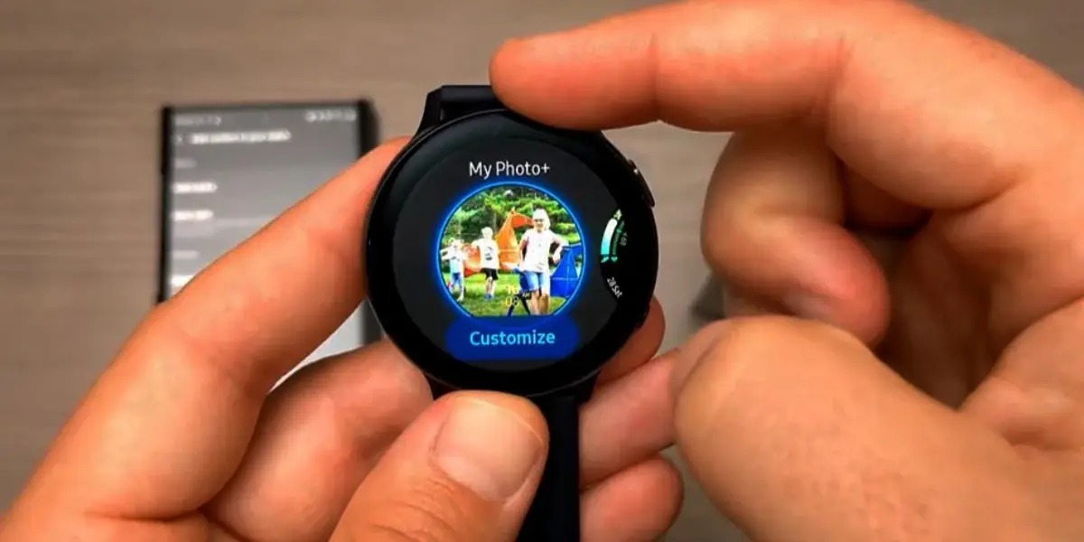 How To Set Picture As Background On Galaxy Watch 4