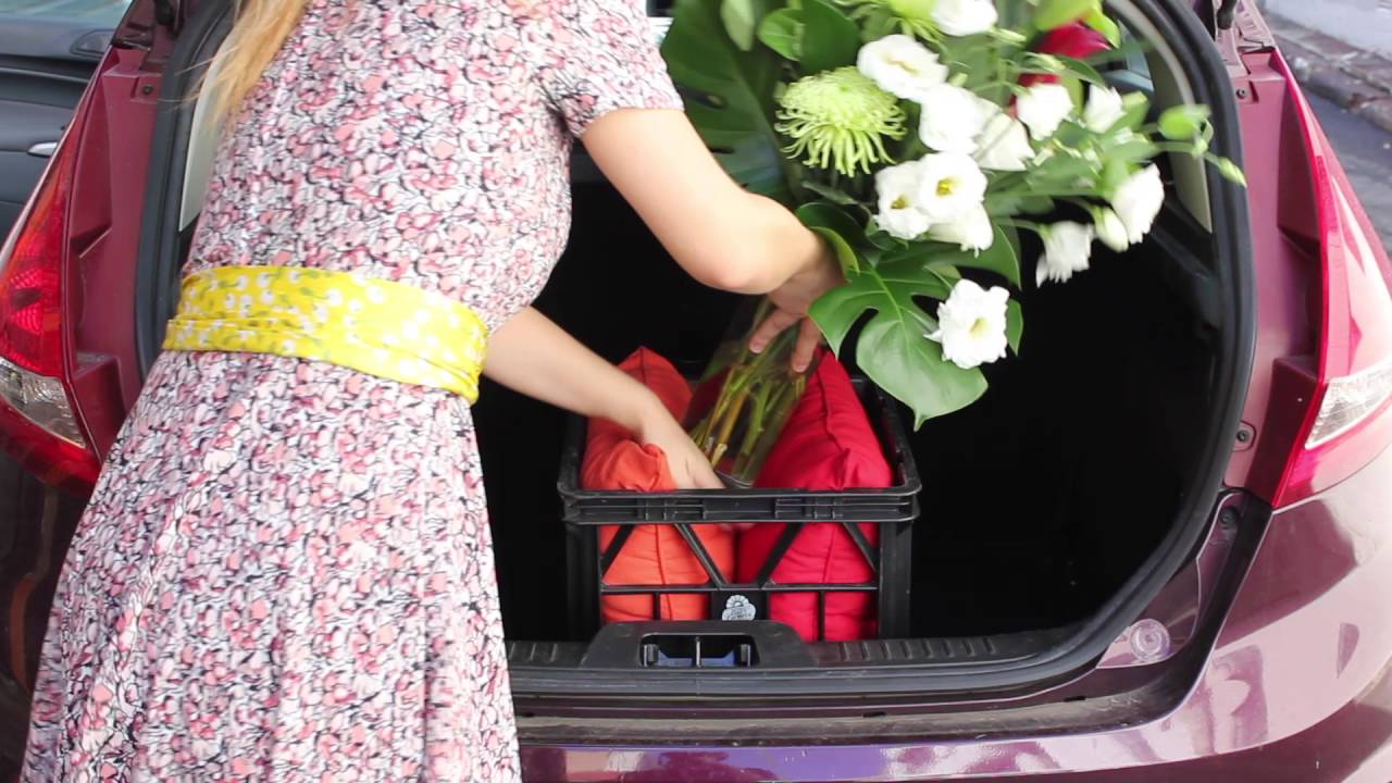 How To Transport Vase Of Flowers In Car