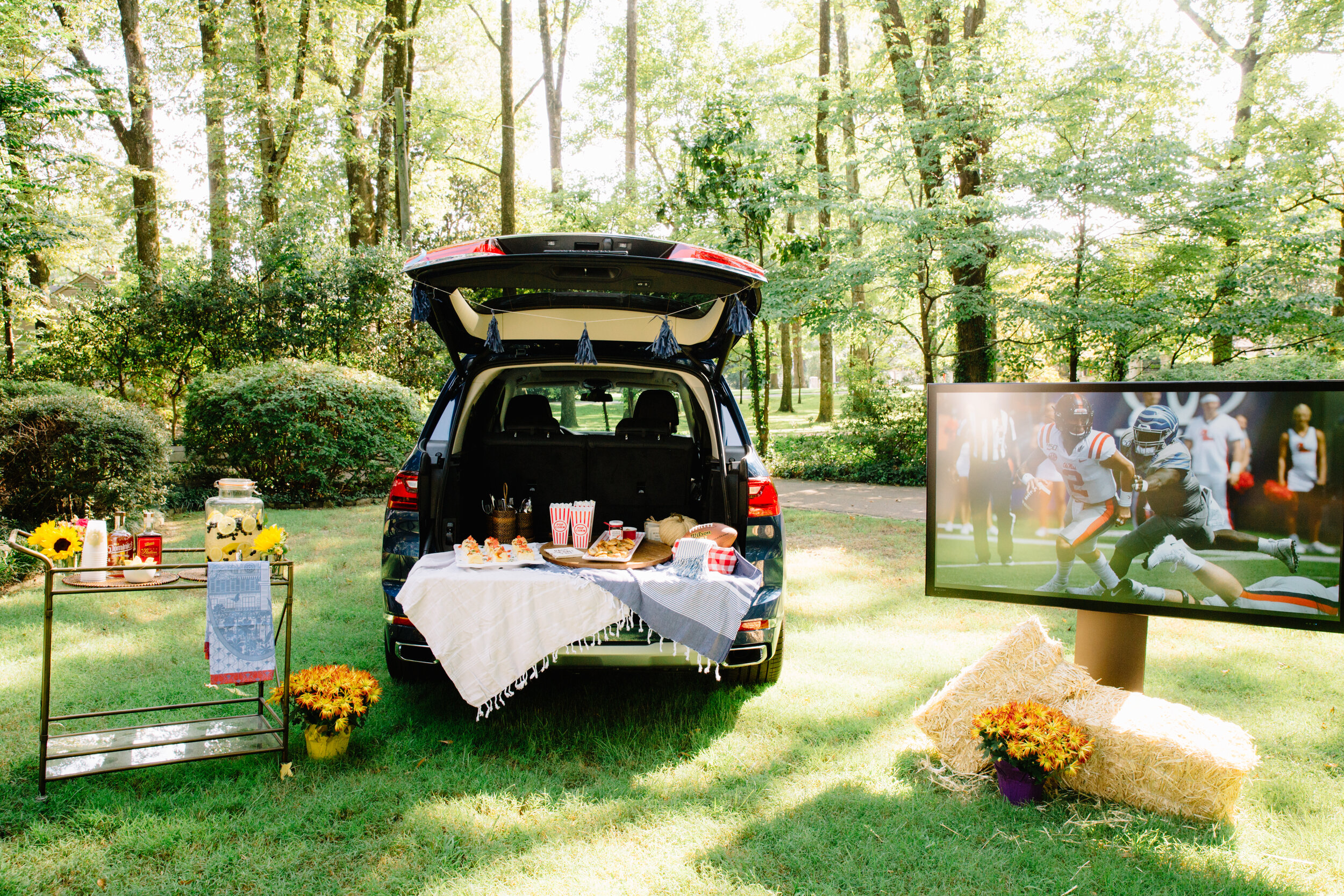 how-to-watch-tv-at-tailgate