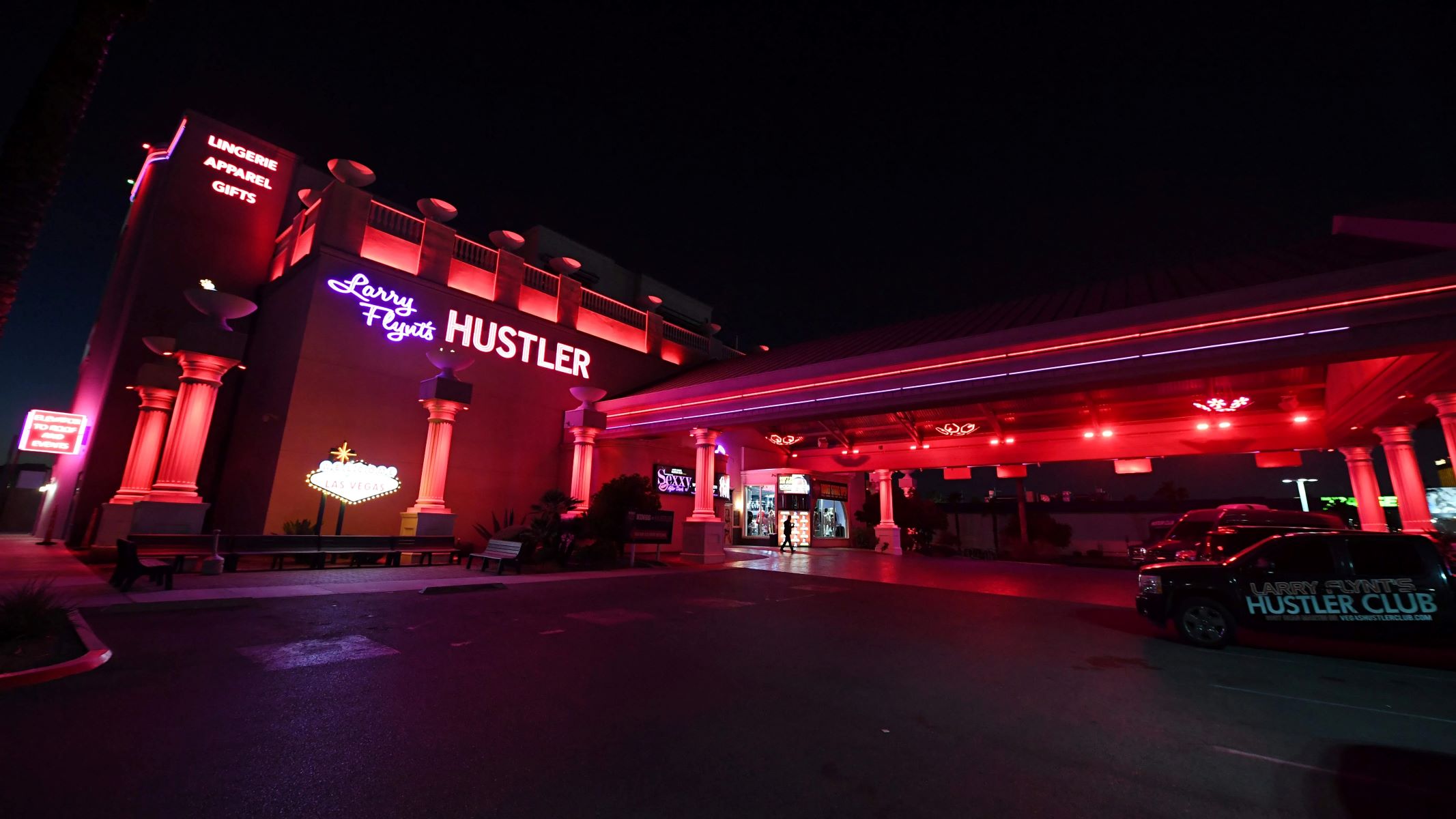 Larry Flynt’s Hustler Club Offers Free Lap Dances For MGM Guests Affected By Cyberattack