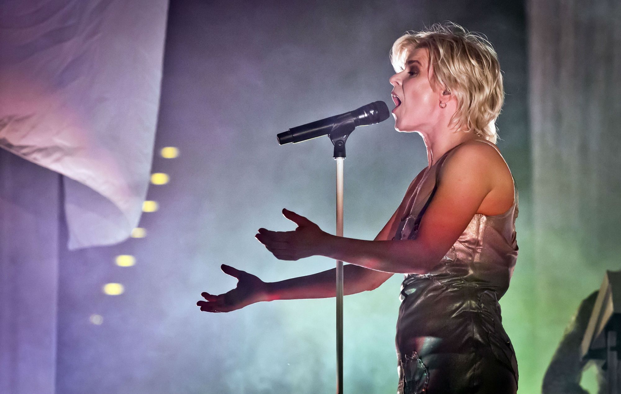 new-album-new-collaborations-the-resurgence-of-robyn