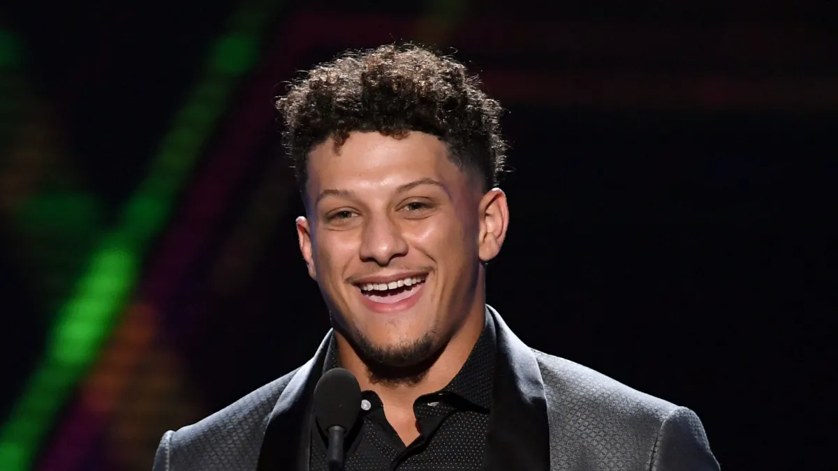 Patrick Mahomes Clarifies Comment About “Hating That Man” After Aaron Rodgers’ Injury