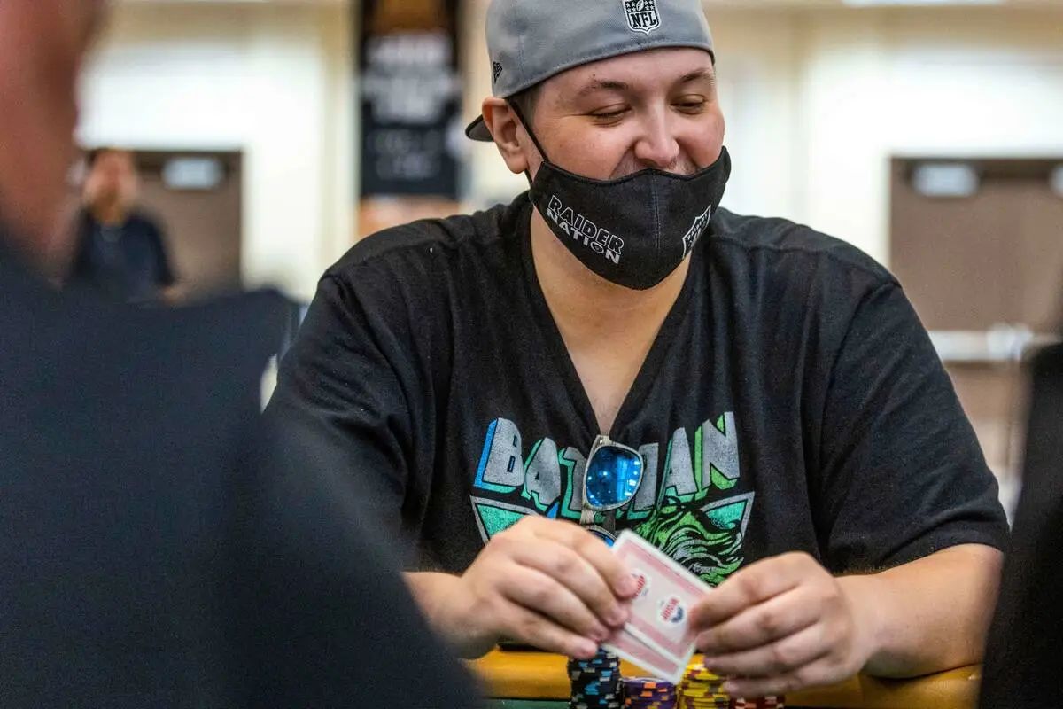 Poker Player Apologizes For Lying About Cancer Diagnosis To Enter WSOP Main Event