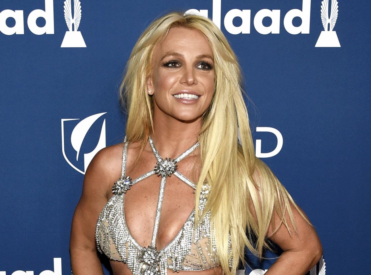 Police Conduct Welfare Check On Britney Spears After Disturbing Knife Video