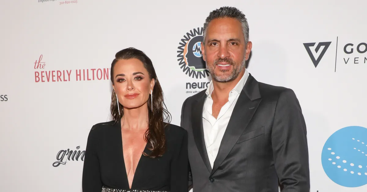 The Unconventional Support: Kyle Richards Stands By Estranged Husband, Mauricio Umansky, For ‘DWTS’ Debut