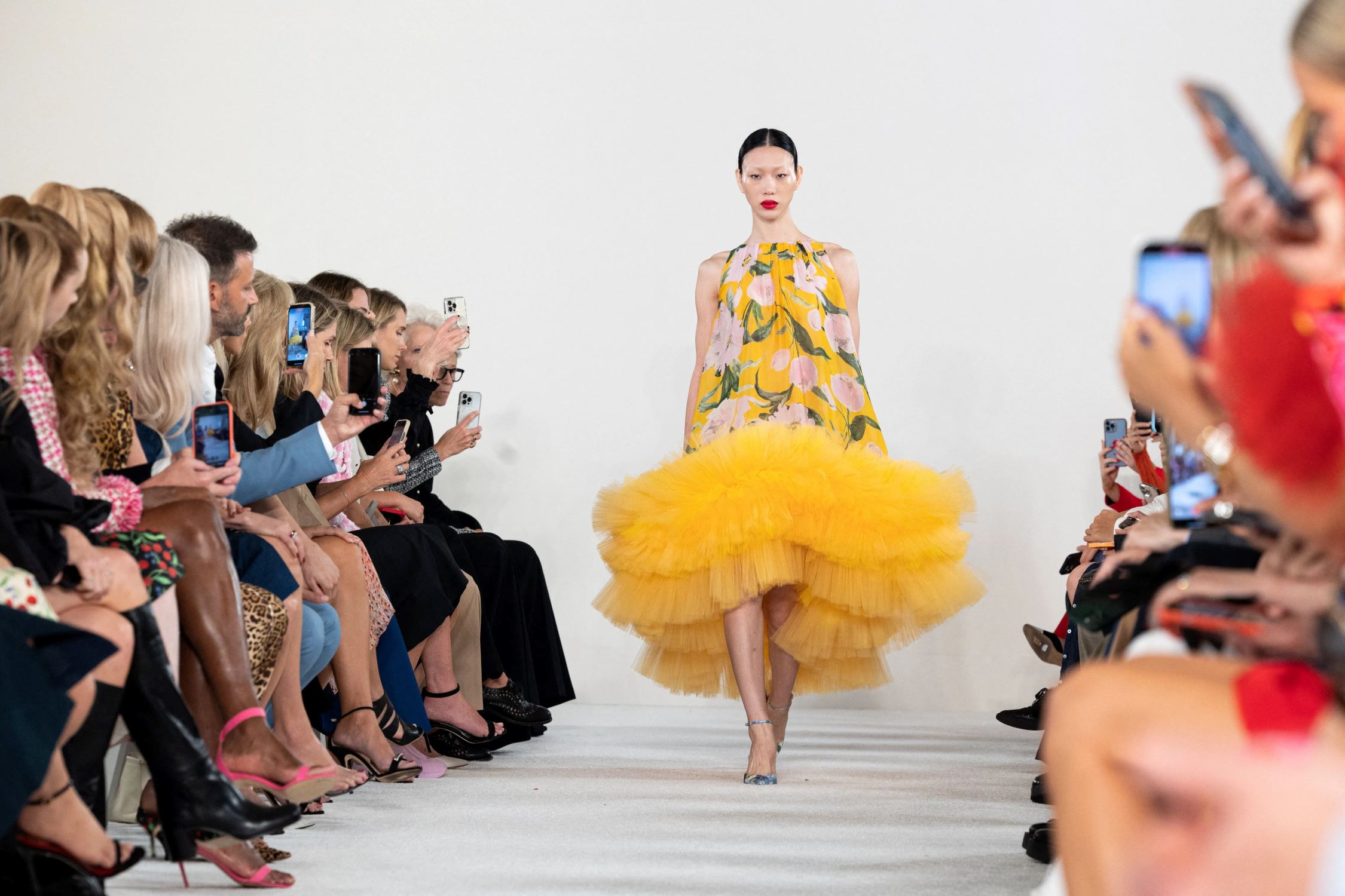 unconventional-fashion-takes-the-spotlight-at-2023-new-york-fashion-week