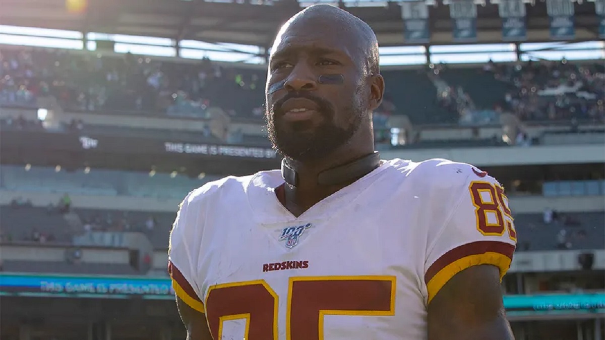 Vernon Davis Open To NFL Comeback, Willing To Come Off The Bench