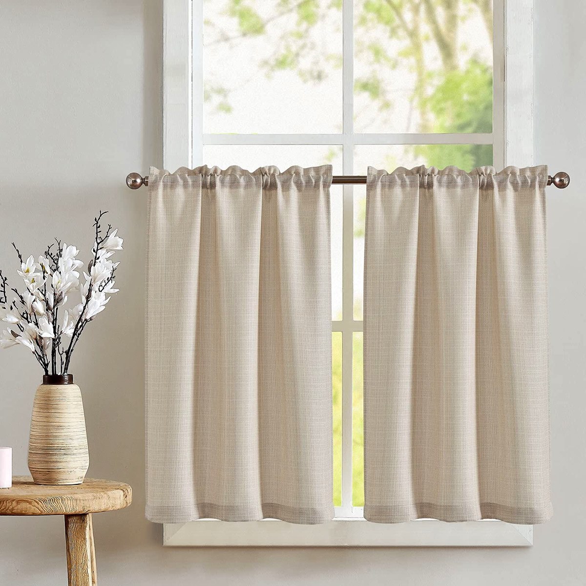 what-is-a-curtain-tier