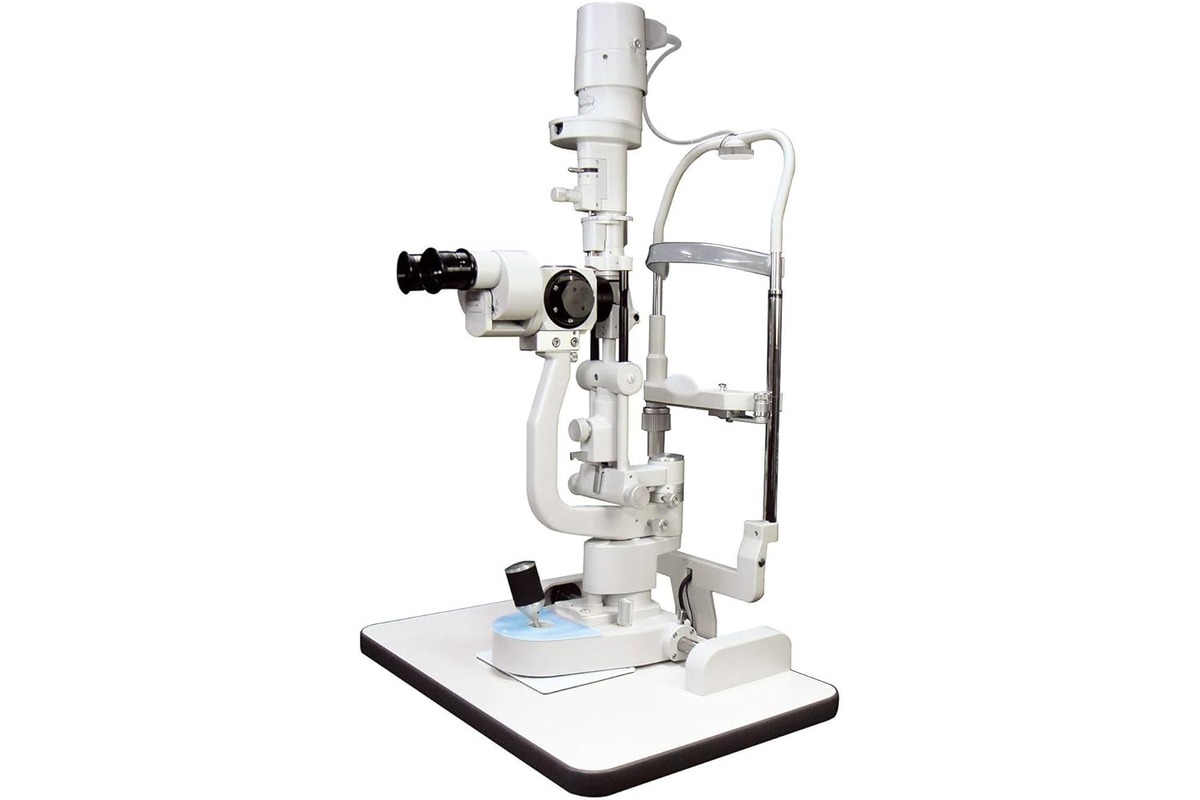 What Is A Slit Lamp