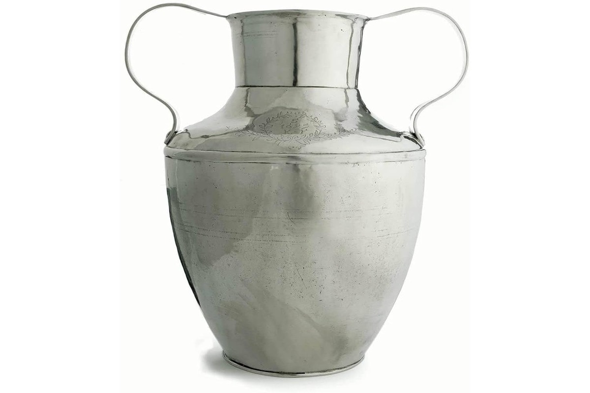 what-is-a-two-handled-vase-called