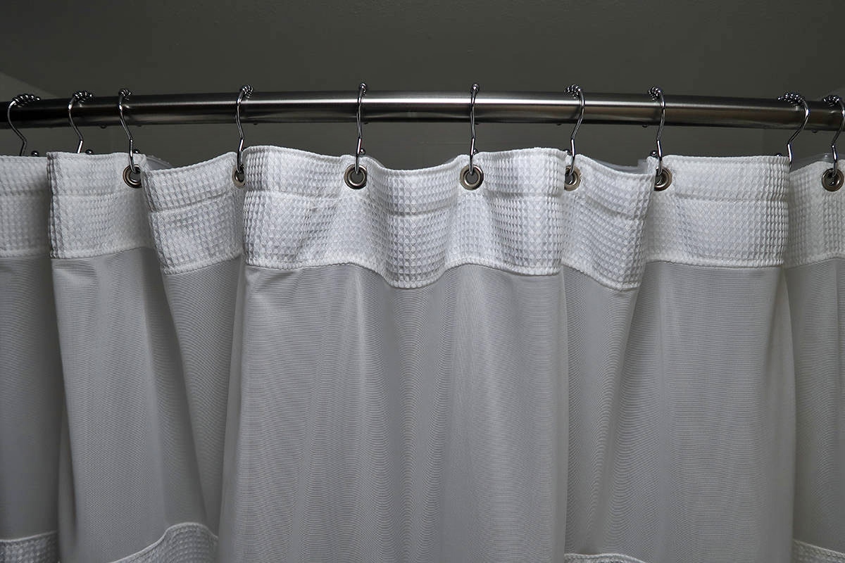 What Size Is A Standard Shower Curtain Rod