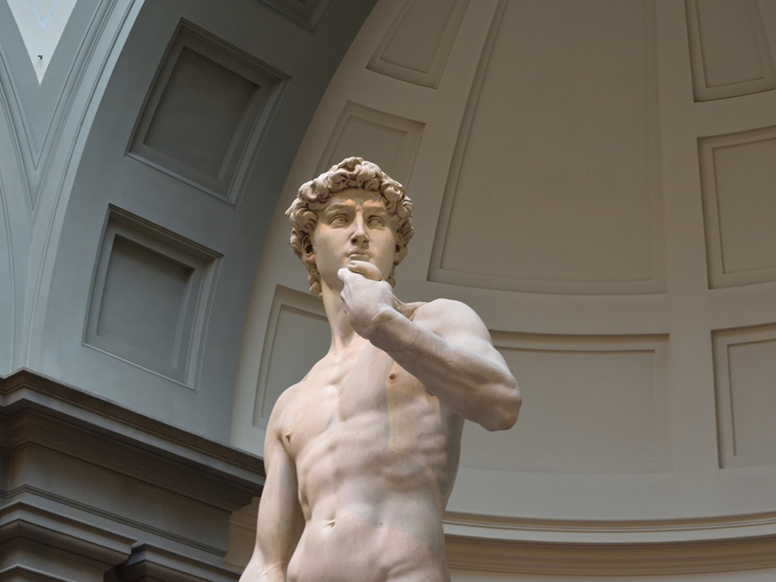 Which Humanist Ideals Are Most Expressed In The Sculpture David By Michelangelo?