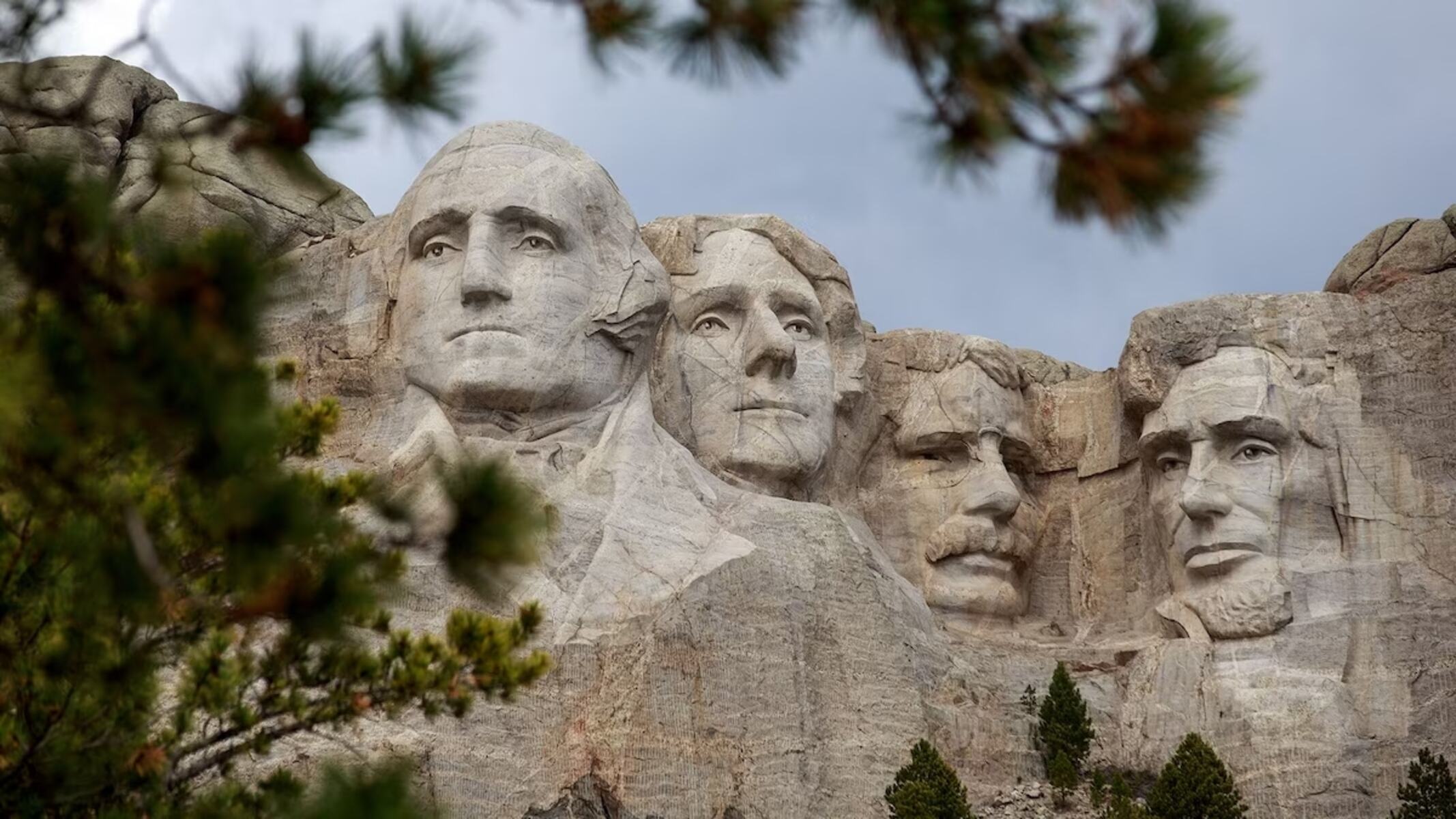 whose-idea-was-it-to-create-a-sculpture-on-mount-rushmore