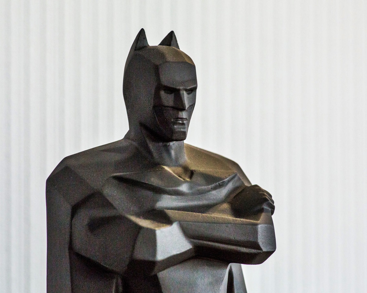 10 Amazing Batman Sculpture for 2024