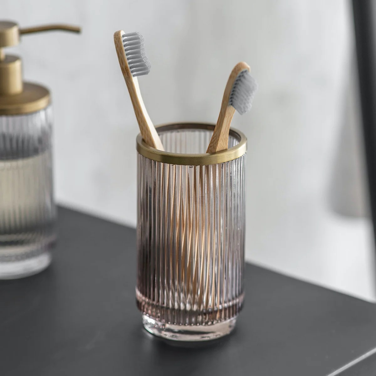 10 Amazing Glass Toothbrush Holder for 2023