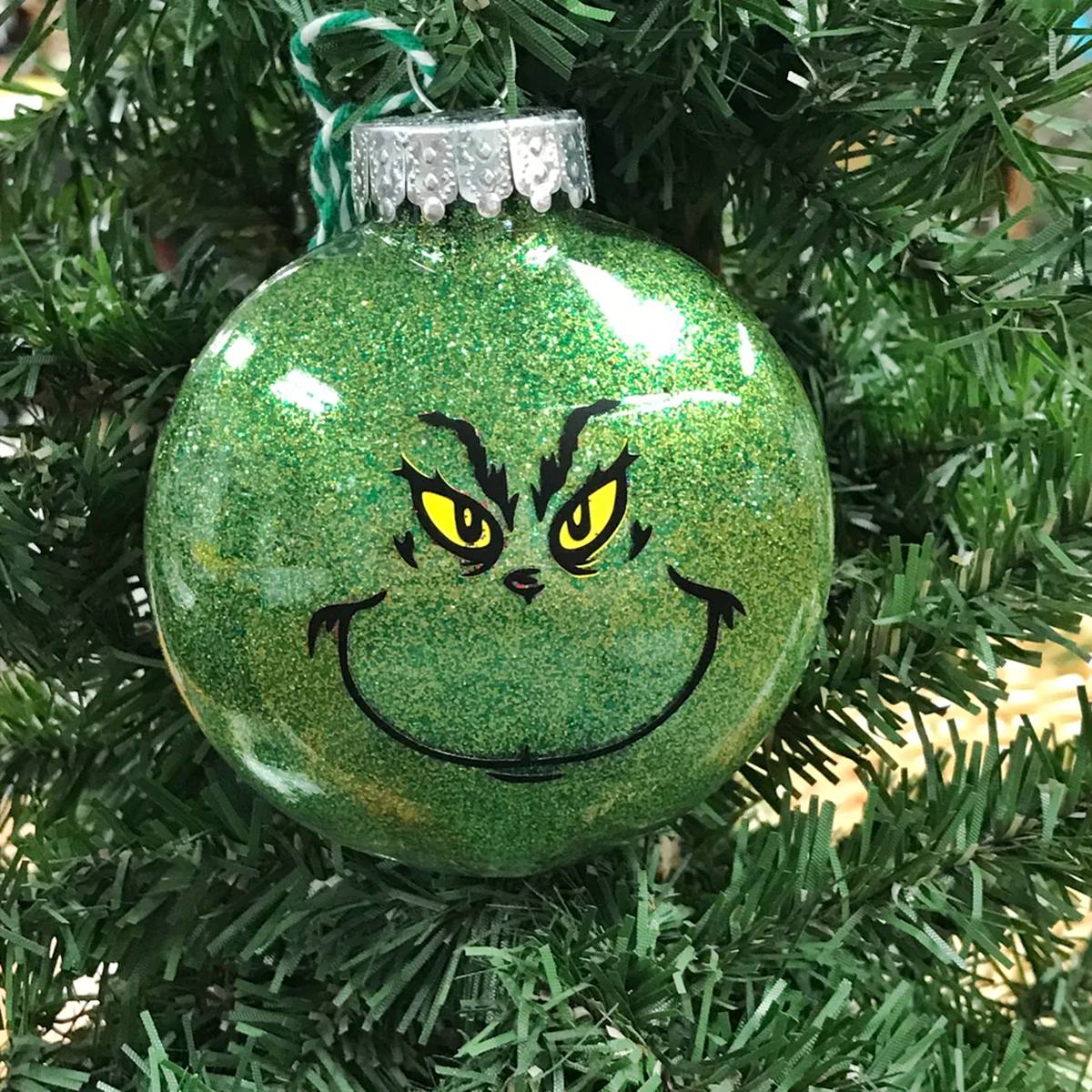10 Amazing Grinch Ornament for 2024