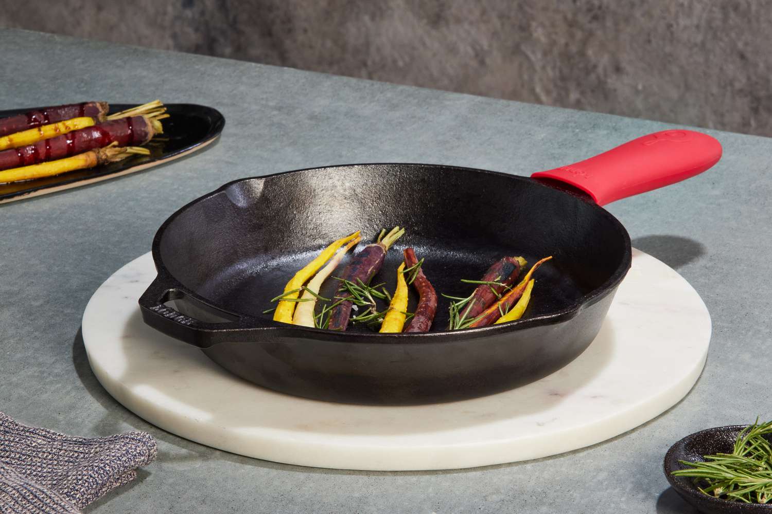 10 Superior Cast Iron Cookware for 2023