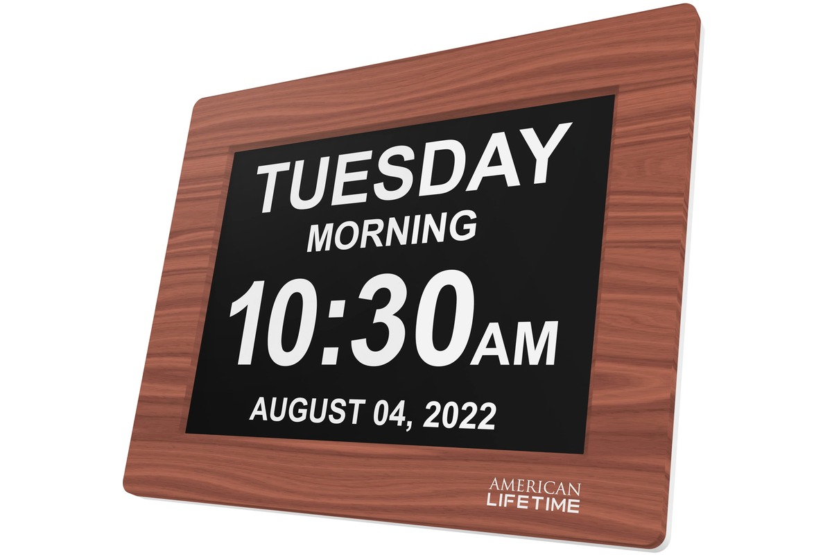 11 Amazing American Lifetime Day Clock for 2024