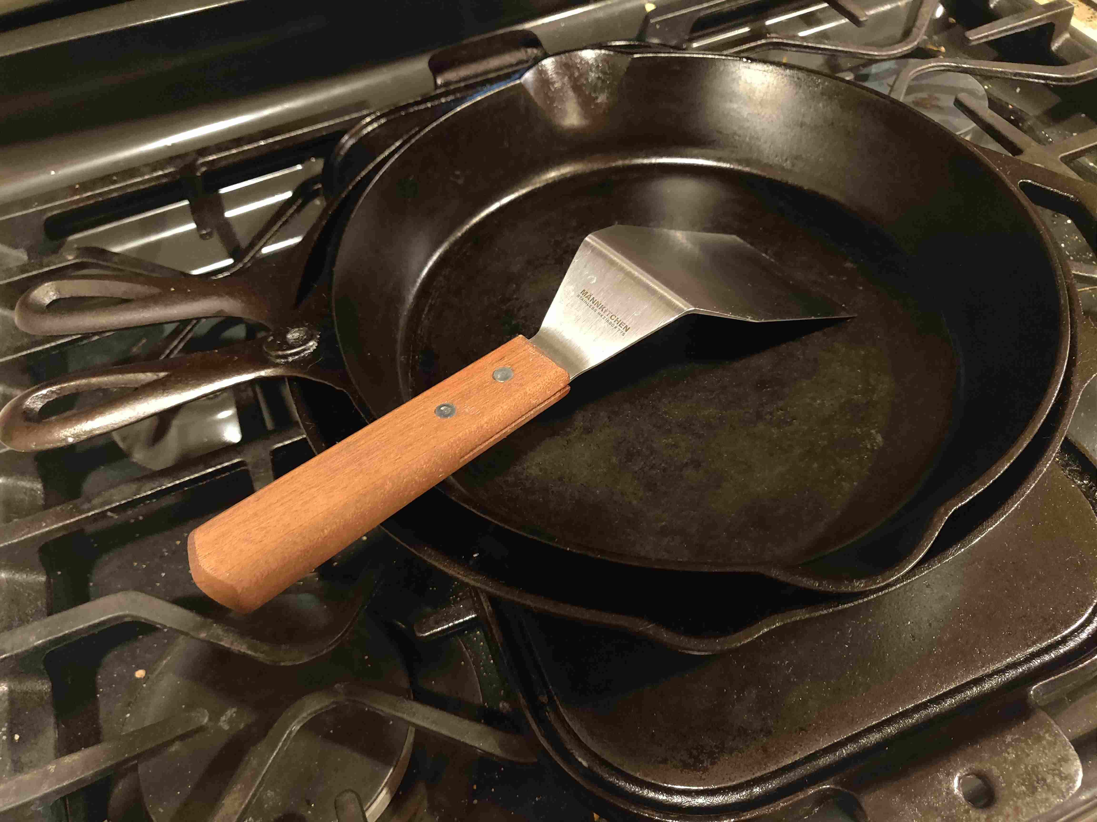 11 Incredible Metal Spatula For Cast Iron Skillet for 2023