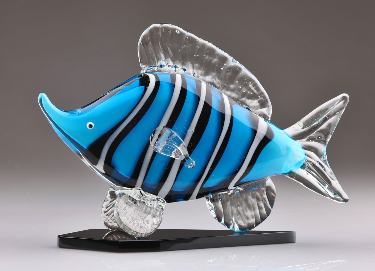 12 Amazing Glass Fish Sculpture for 2024