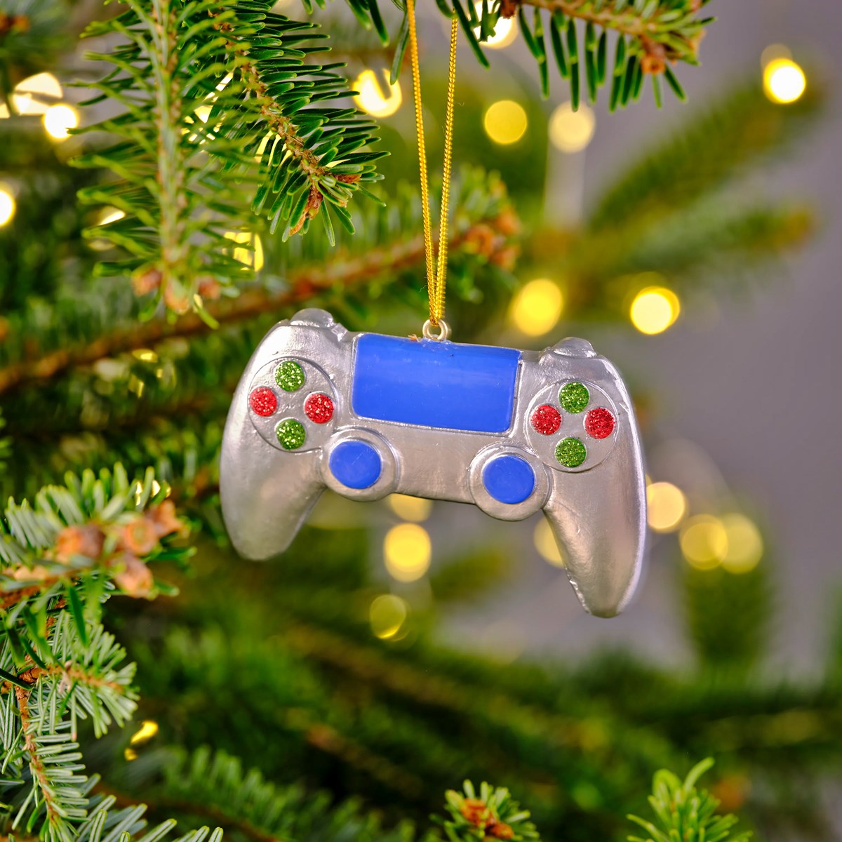 12-unbelievable-video-game-ornament-for-2023