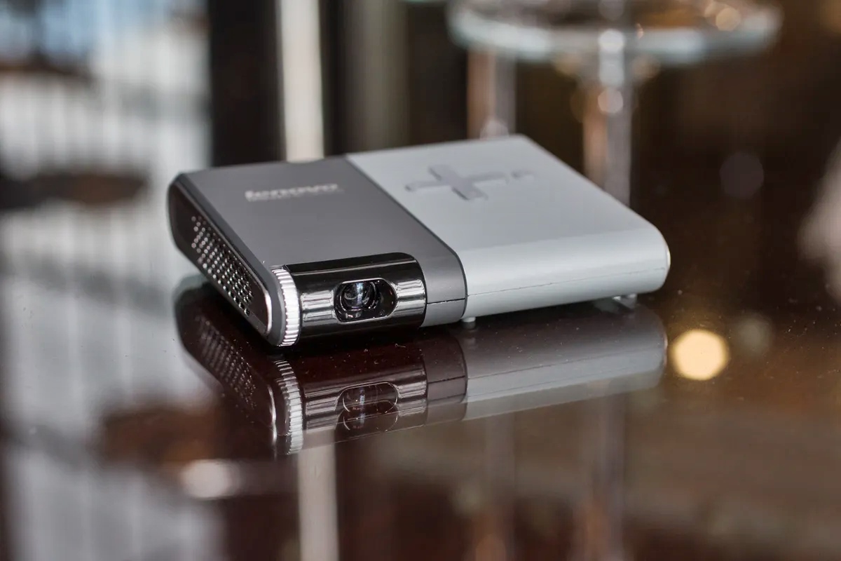 14 Best Pocket Projector for 2024