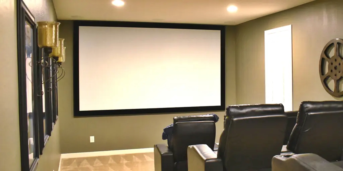 15 Best Projector Screens for 2024