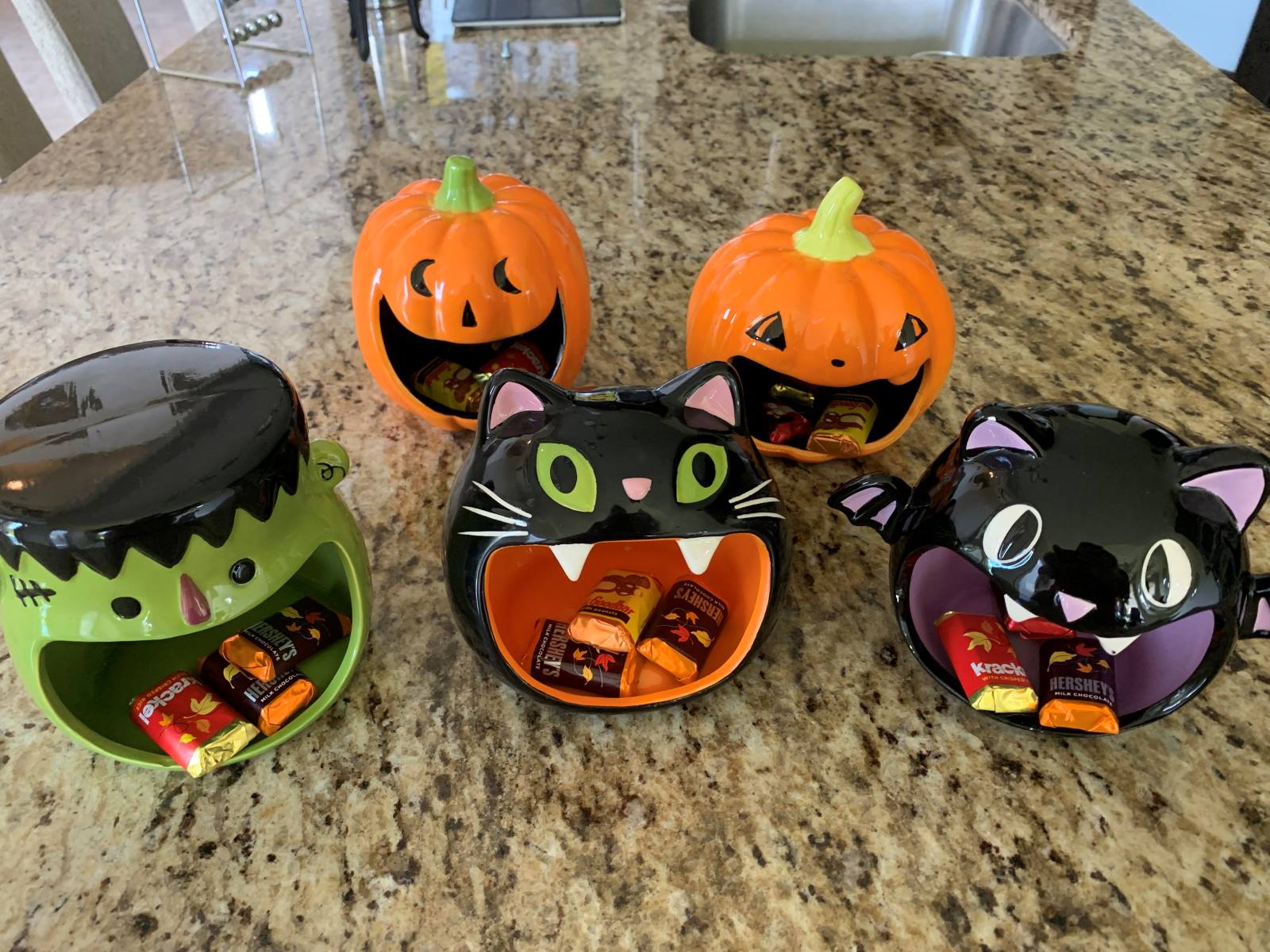 15 Superior Halloween Candy Bowl for 2023