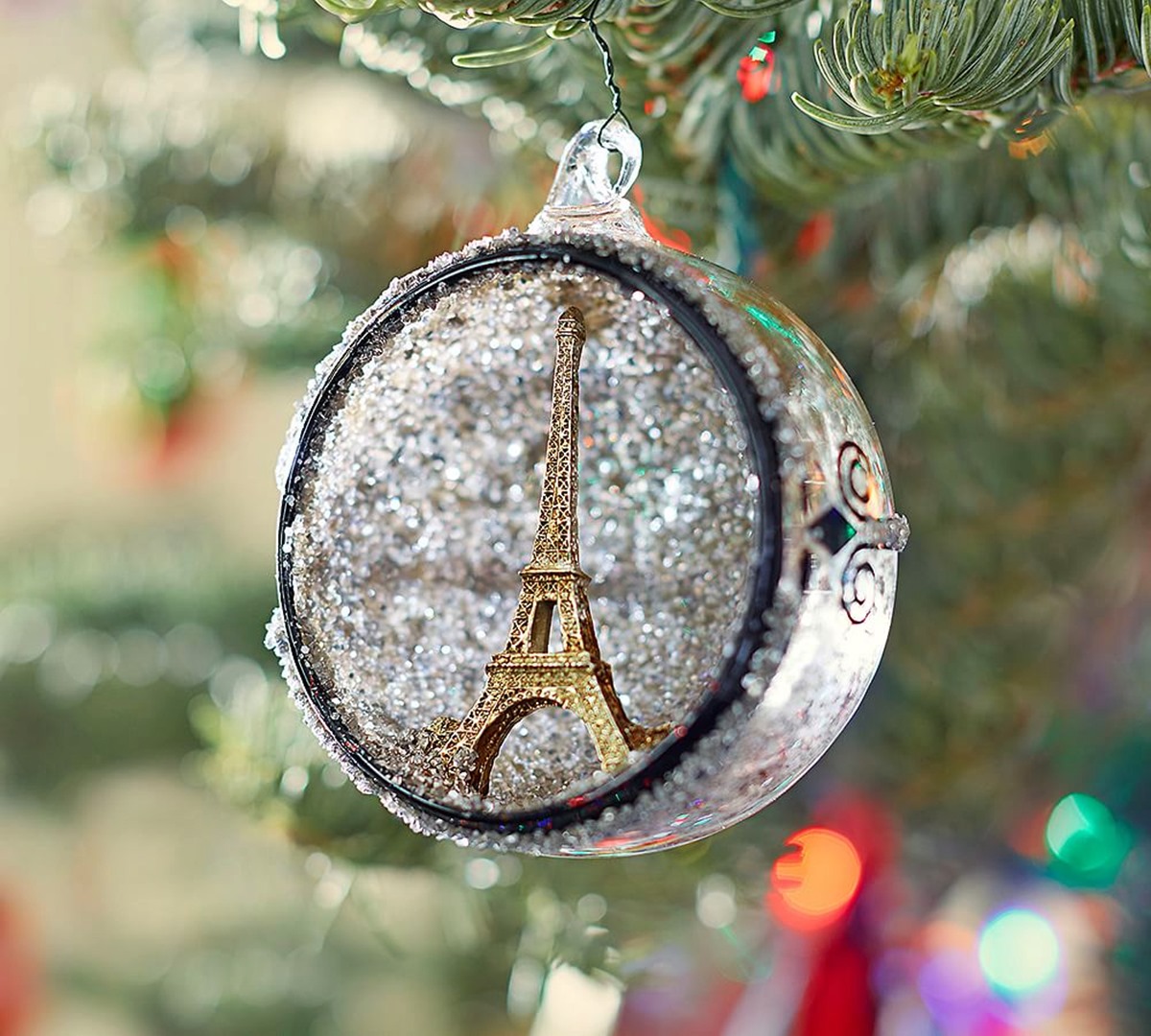 8 Amazing Paris Christmas Ornament for 2024
