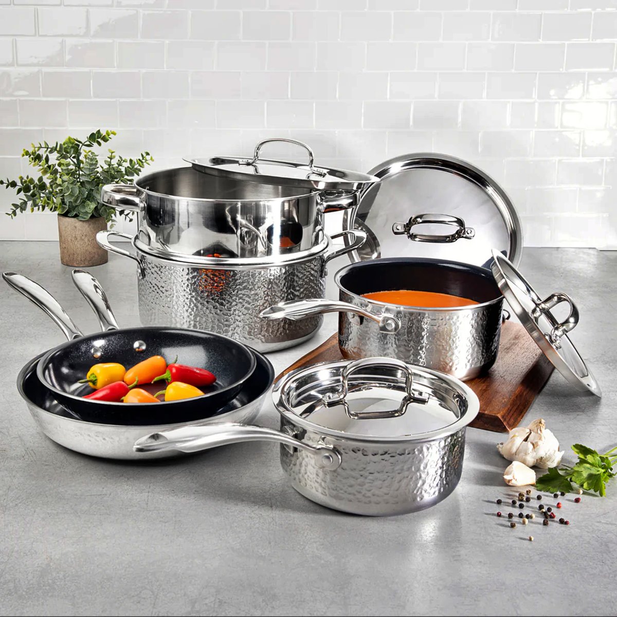 9 Amazing Cookware Sets On Sale Clearance for 2023