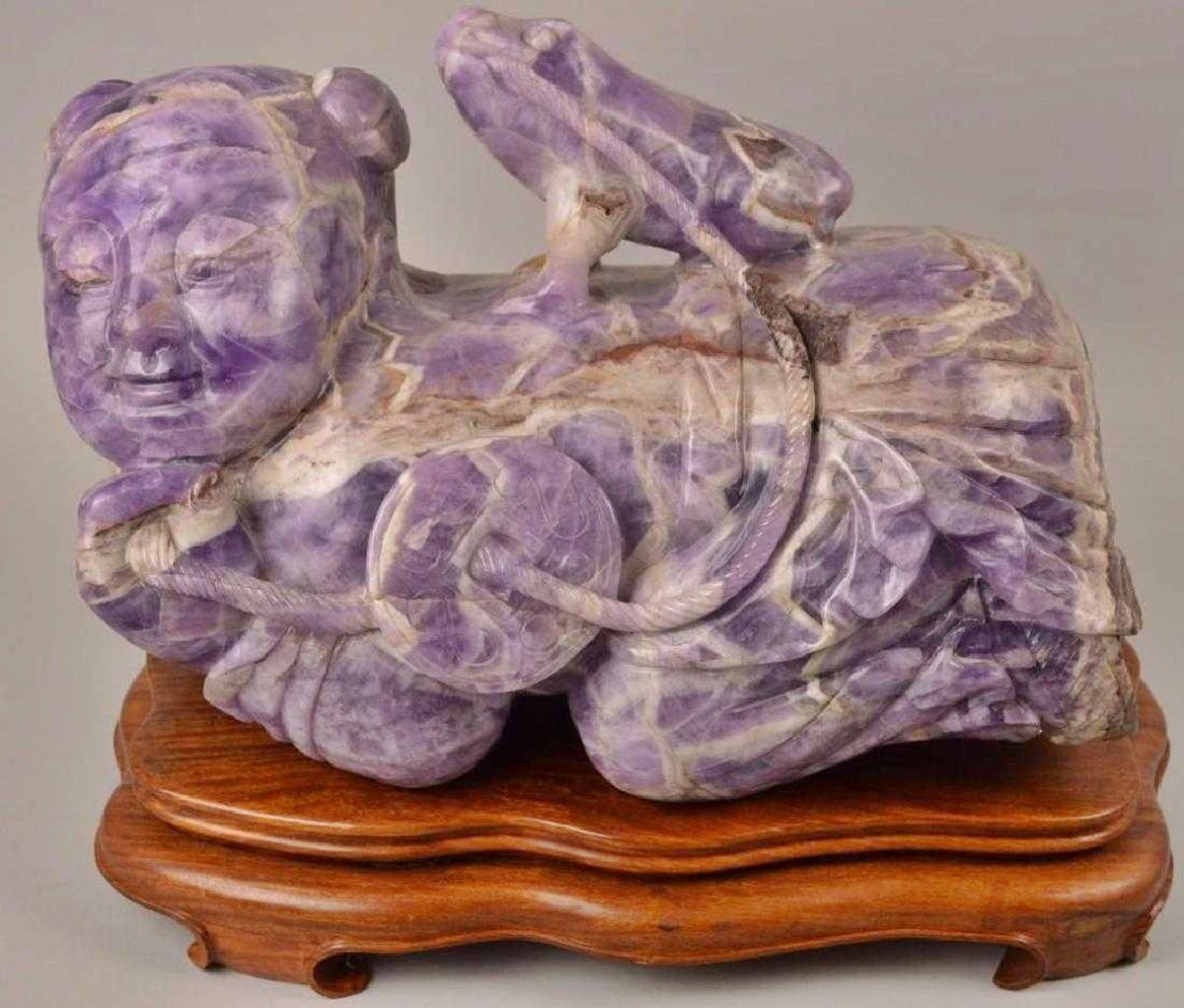 9 Incredible Amethyst Sculpture for 2024