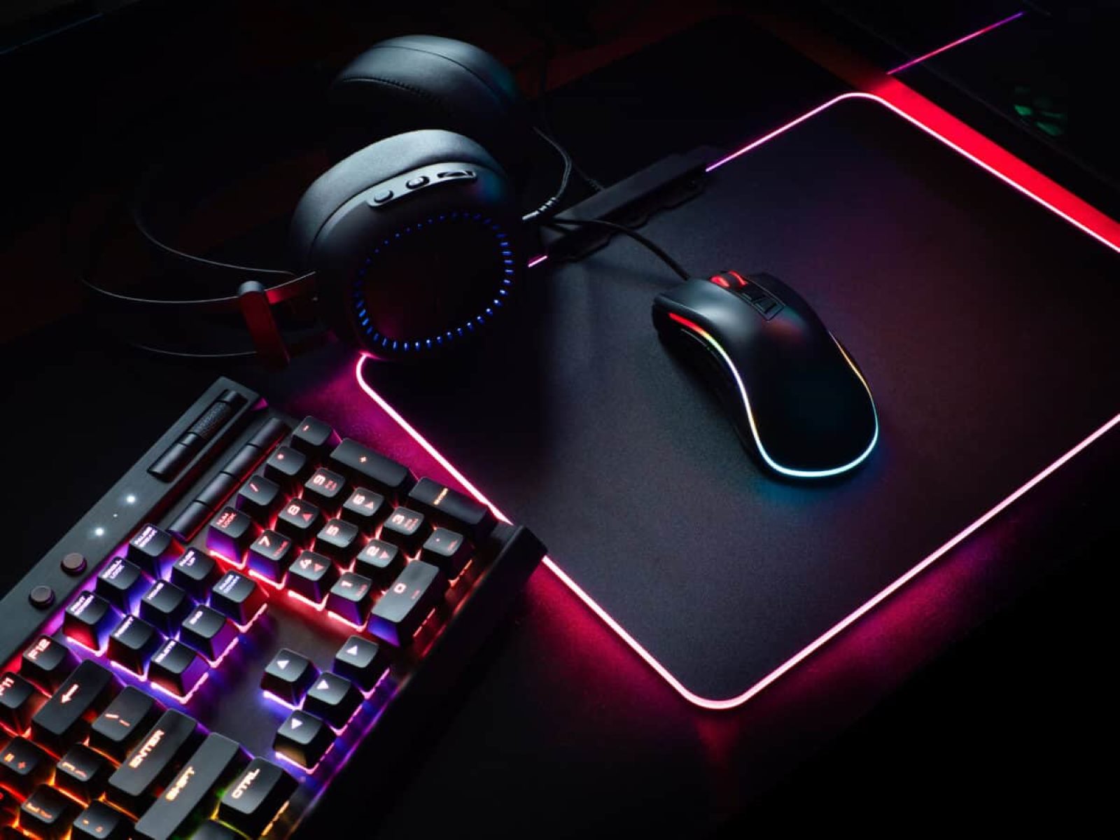 9-superior-gaming-keyboard-mouse-and-headset-combo-for-2023