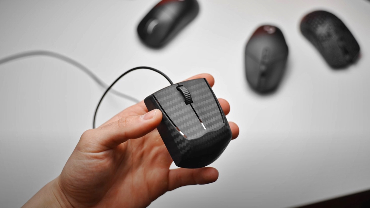 9-superior-light-gaming-mouse-for-2023