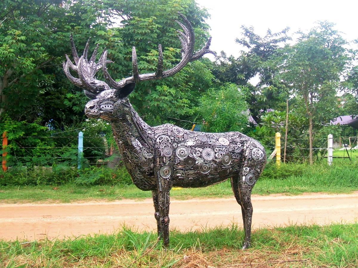 9 Unbelievable Recycled Metal Sculpture for 2024