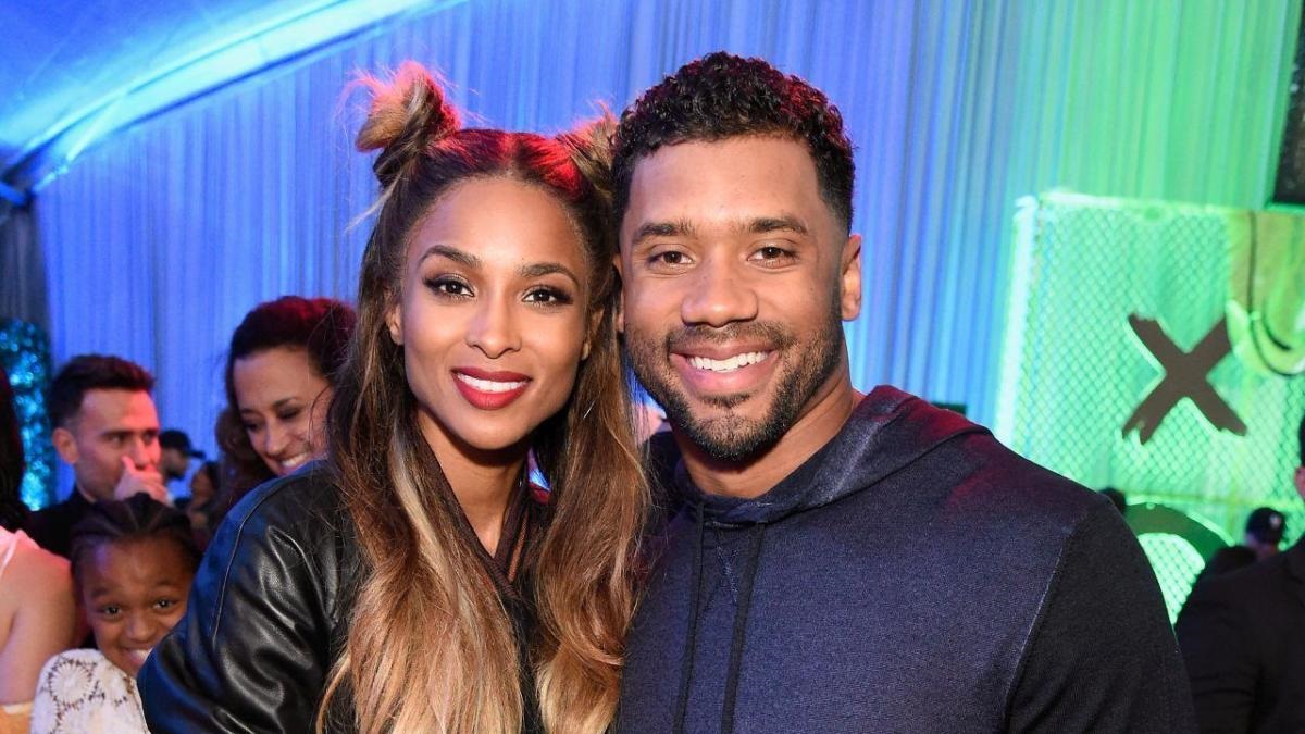 A Surprise Birthday Bash: Russell Wilson Rents Out Waffle House for ...