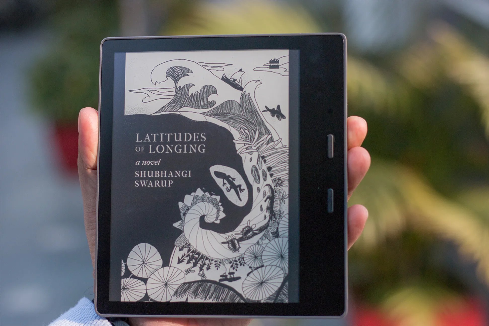 Amazon Kindle Oasis Review: Great Design For A High Cost
