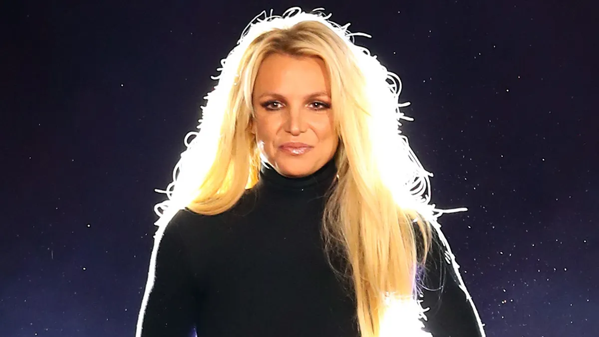 Britney Spears Dances With Knives Again: A Disturbing Instagram Video