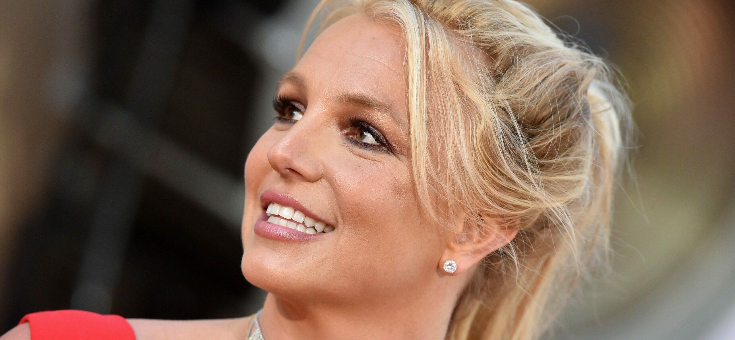 Britney Spears Fined For Improper Turn Over Double Lines