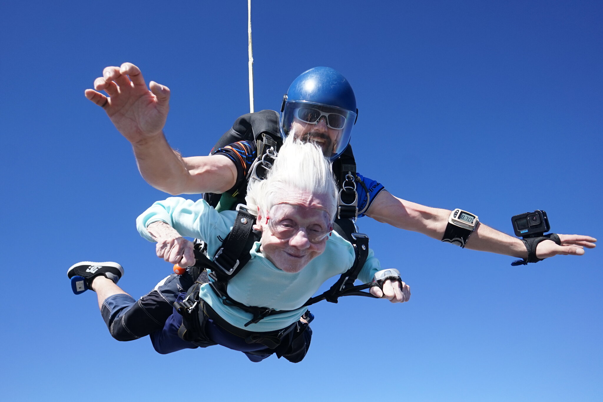 Daredevil Dorothy Hoffner Passes Away After Breaking Skydiving Record