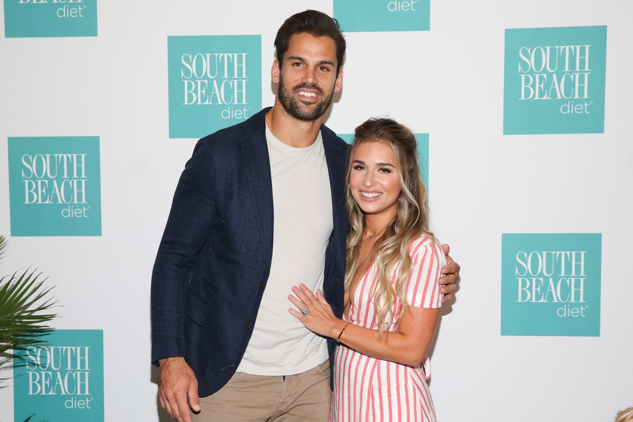 eric-decker-celebrates-jessie-james-cookbook-release-with-a-cheeky-twist