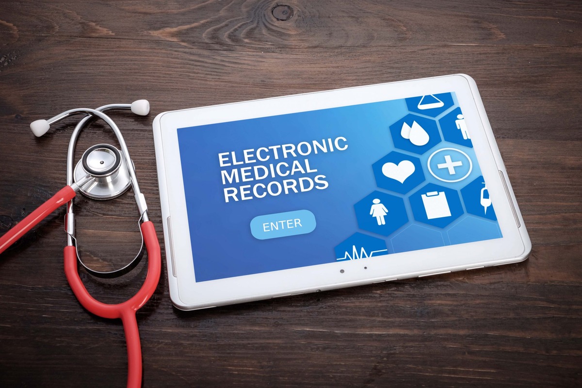 how-can-electronic-health-records-reduce-costs