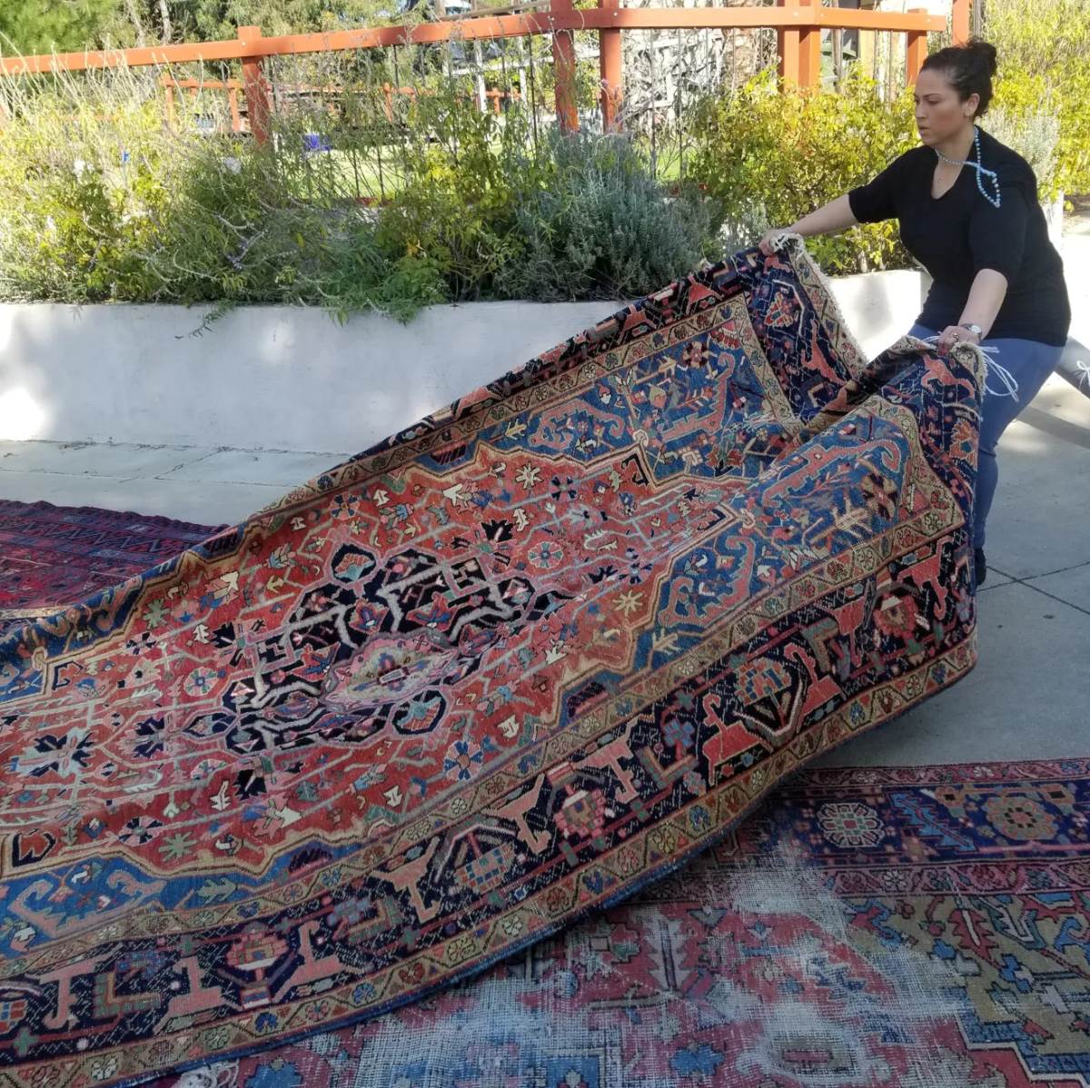 How Can You Tell If A Persian Rug Is Authentic