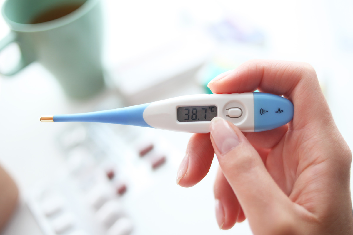 How Is The Temperature Read On An Electronic Thermometer