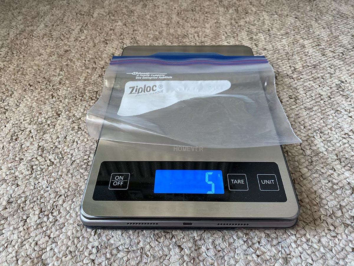 how-many-grams-does-a-ziplock-storage-bag-weigh