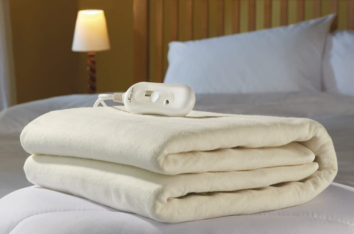 how-many-watts-is-an-electric-blanket