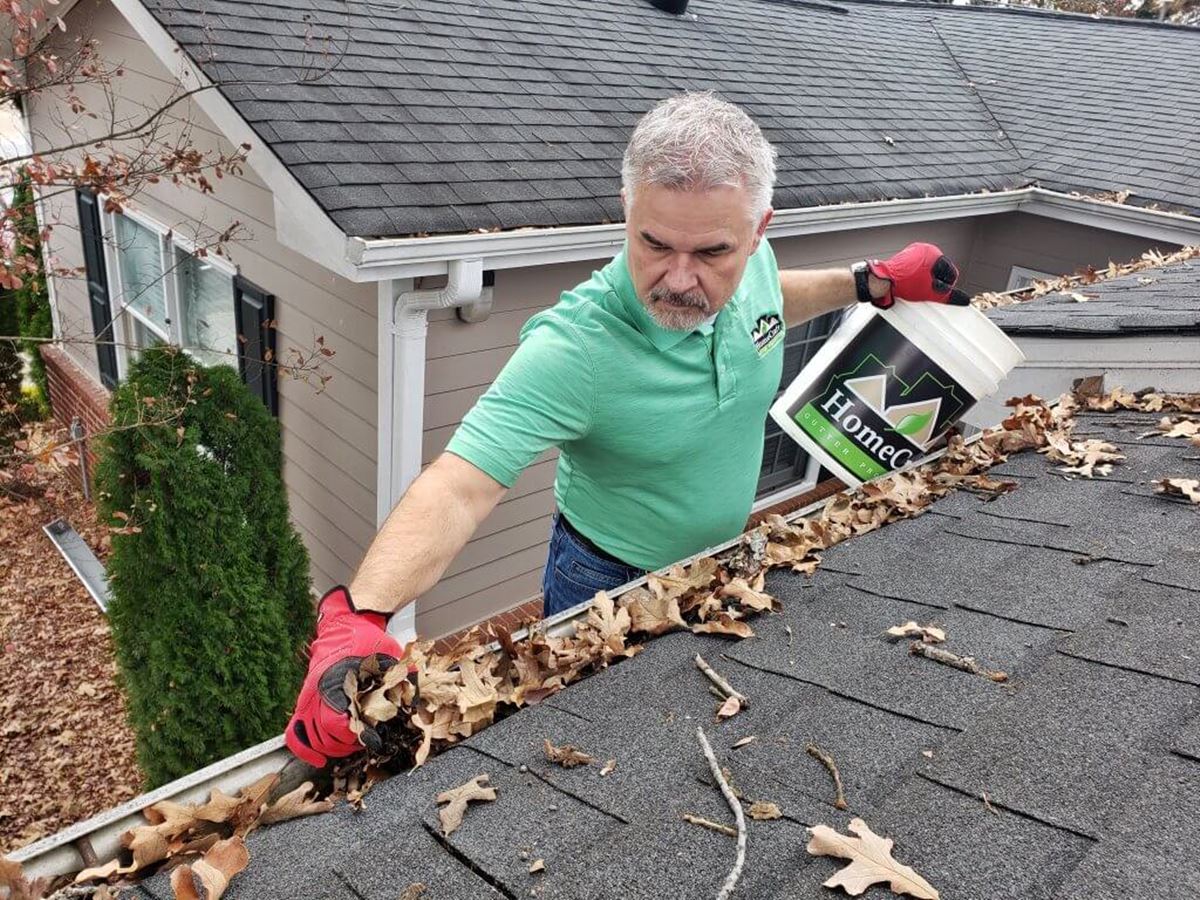 How Much Does A Gutter Cleaning Cost