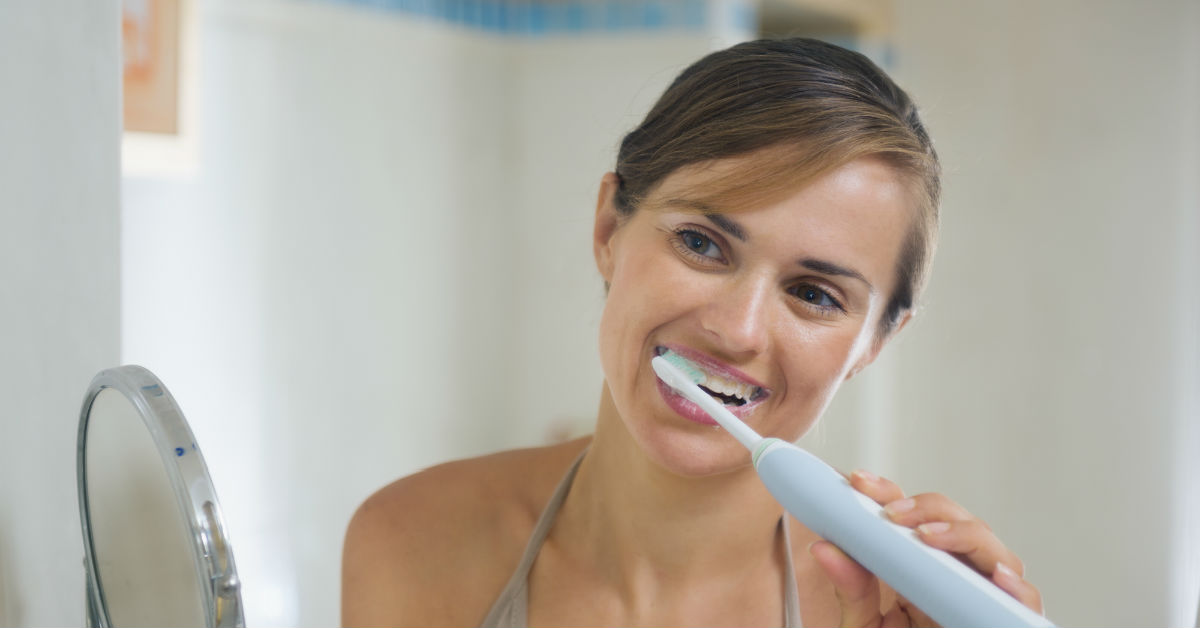 How To Brush Your Teeth With An Electric Toothbrush