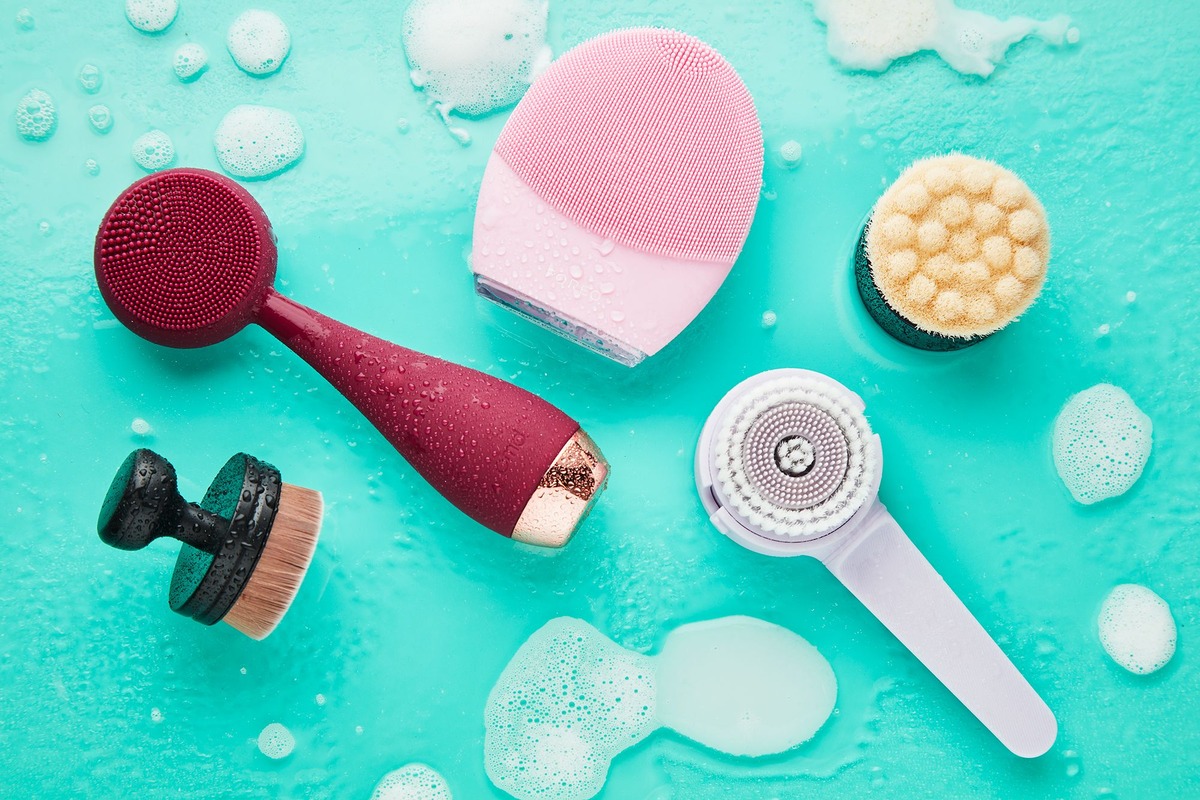 How To Clean A Face Cleansing Brush