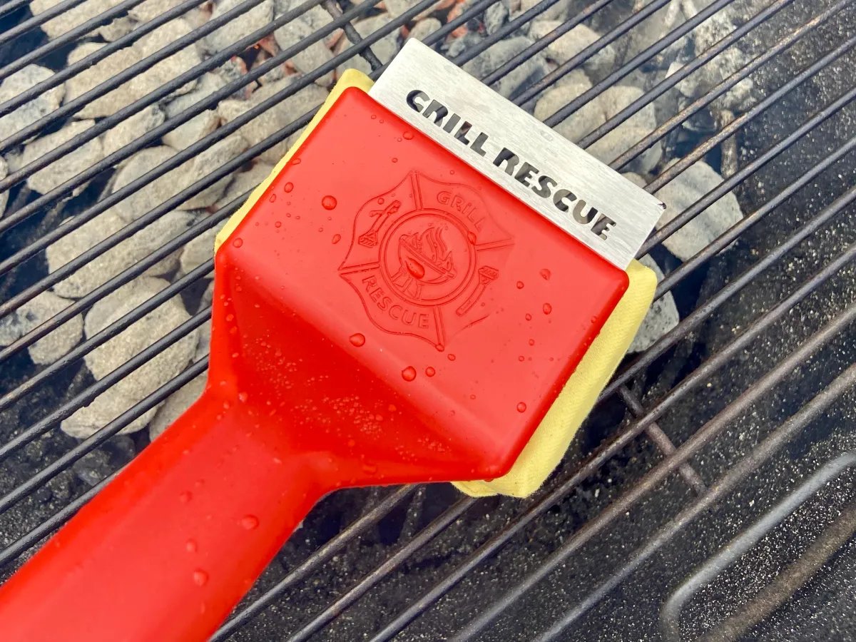 How To Clean A Grill Rescue Brush