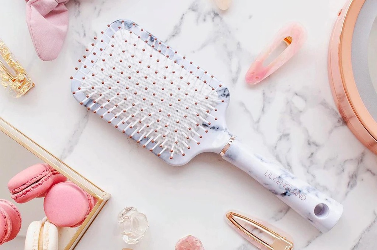 How To Clean A Paddle Hair Brush